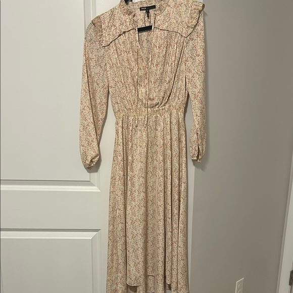 Maje Dresses & Skirts - Floral Cream Dress